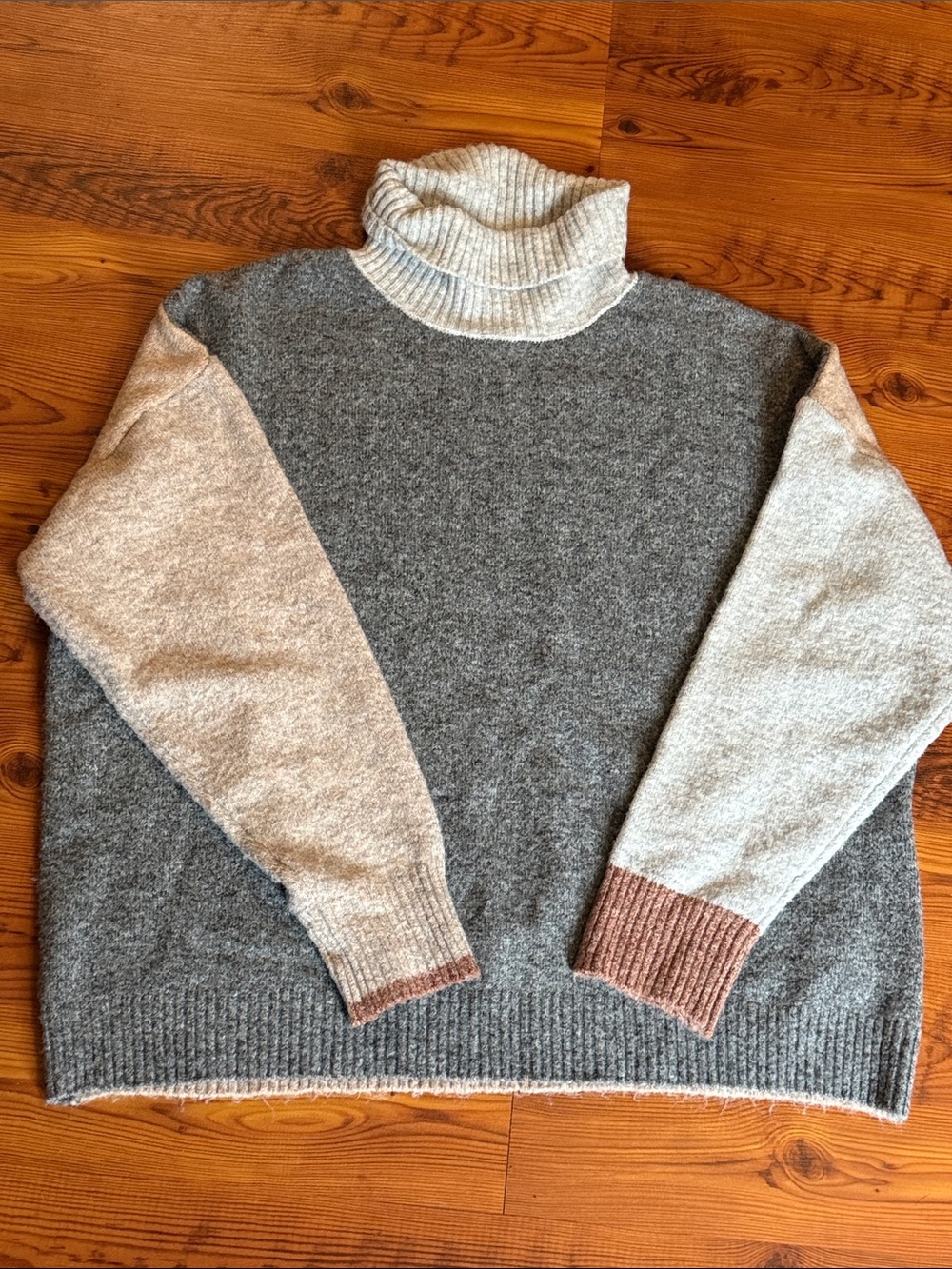Women's Colorblock Turtleneck Sweater in Gray, Cream & Brown